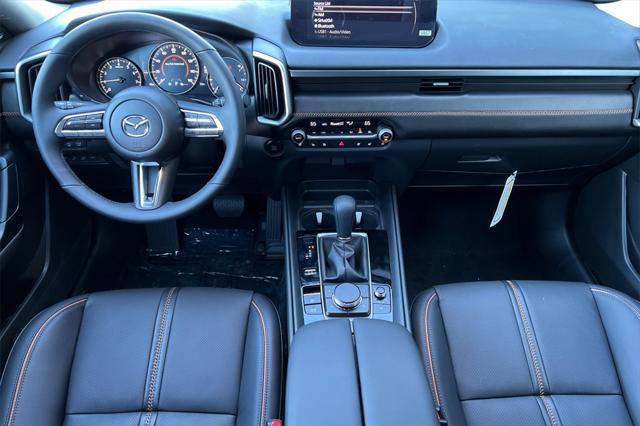 Photo of 2025 wind chill pearl Mazda CX-50