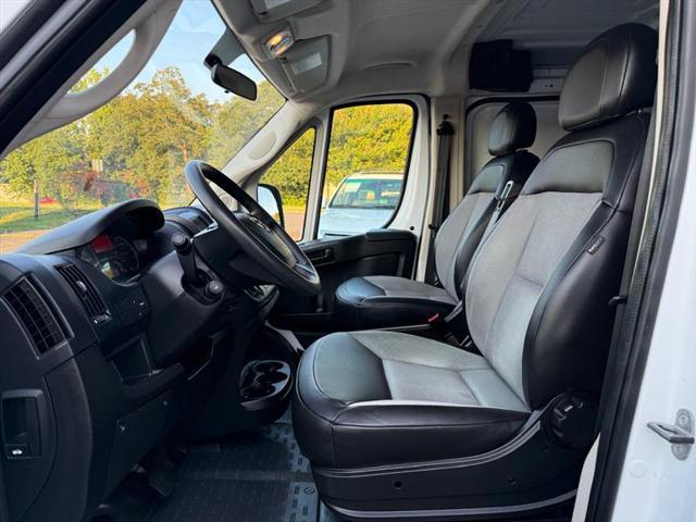 Photo of 2019 Bright White Clearcoat RAM ProMaster 1500