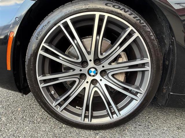 Photo of 2019 Black BMW 540