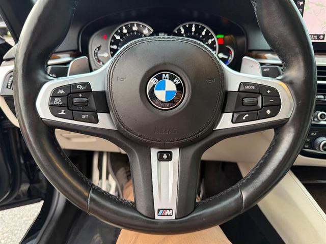 Photo of 2019 Black BMW 540