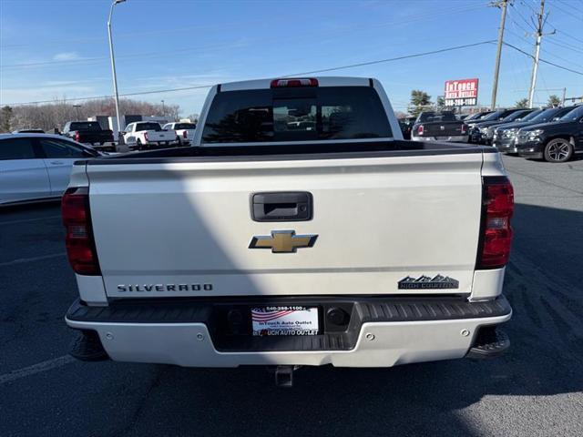 Photo of 2015 White Diamond Tricoat Chevrolet Silverado 1500