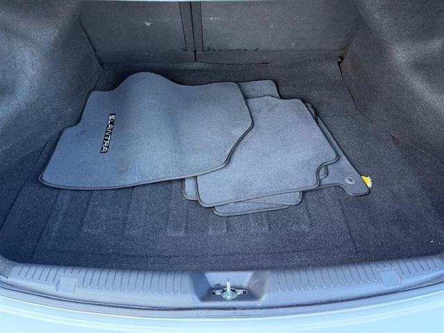 Photo of 2015 Quartz White Pearl Hyundai ELANTRA