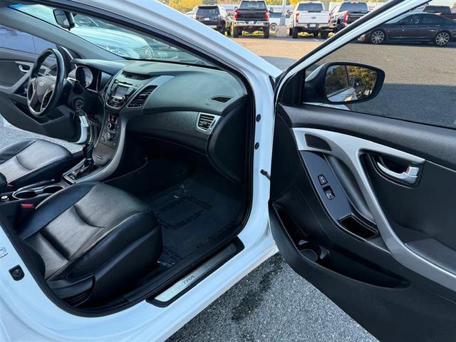 Photo of 2015 Quartz White Pearl Hyundai ELANTRA