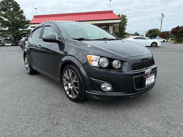 Photo of 2015 Ashen Gray Metallic Chevrolet Sonic
