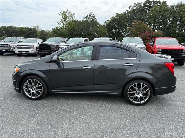 Photo of 2015 Ashen Gray Metallic Chevrolet Sonic