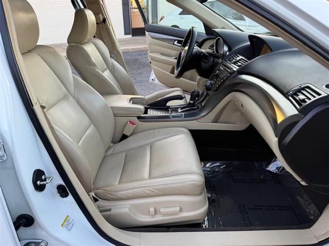 Photo of 2014 Bellanova White Pearl Acura TL