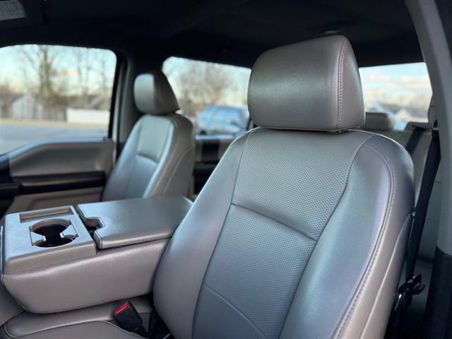 Photo of 2020 Oxford White Ford F-350