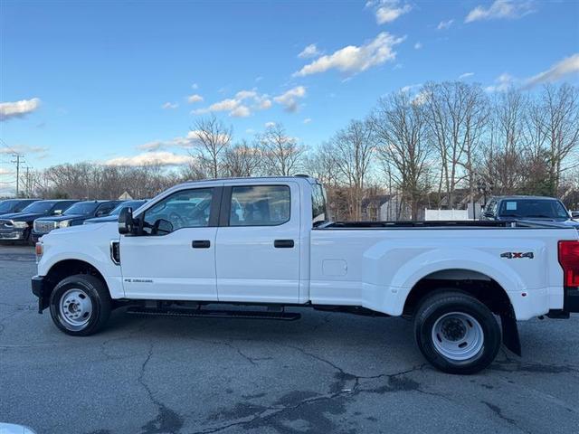 Photo of 2020 Oxford White Ford F-350