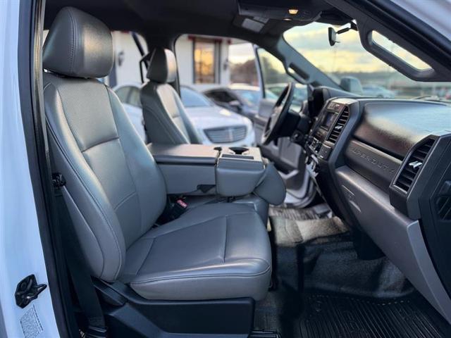 Photo of 2020 Oxford White Ford F-350
