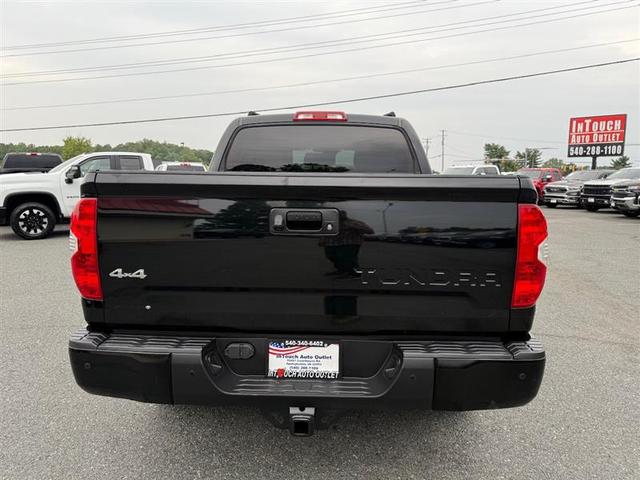 Photo of 2018 Midnight Black Metallic Toyota Tundra