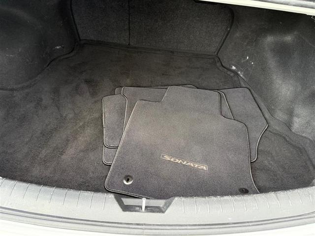 Photo of 2018 Quartz White Pearl Hyundai SONATA