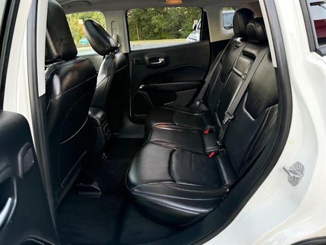 Photo of 2018 White Clearcoat Jeep Compass