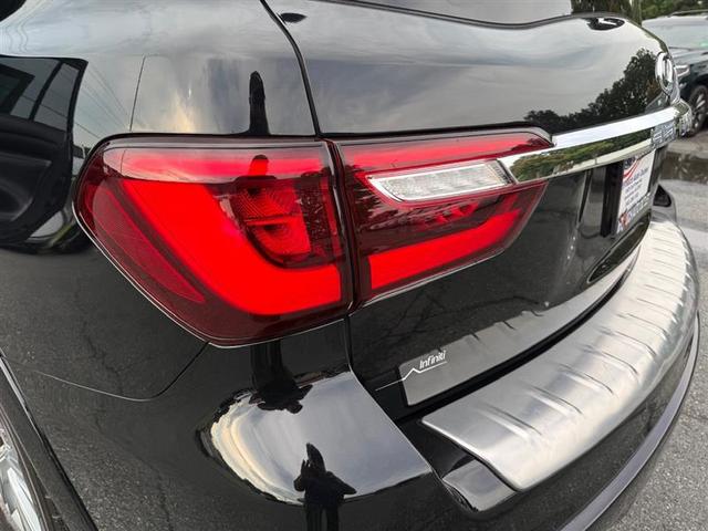 Photo of 2019 Black INFINITI QX80