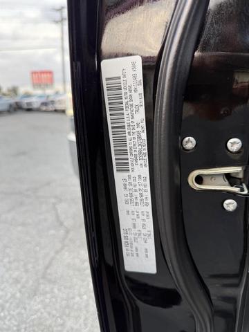 Photo of 2019 Diamond Black Crystal Pearlcoat RAM 3500