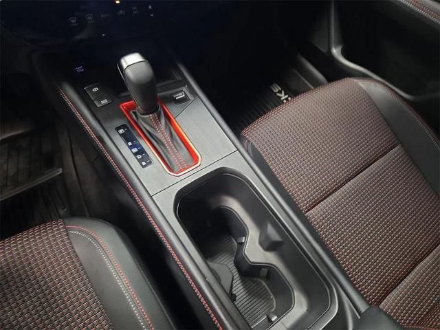 Photo of 2025 Gun Metallic Nissan Kicks