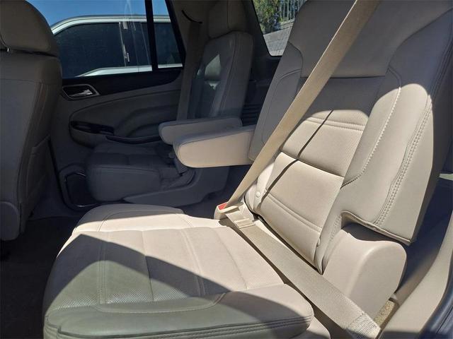 Photo of 2018 White Frost Tricoat GMC Yukon