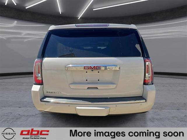 Photo of 2018 White Frost Tricoat GMC Yukon