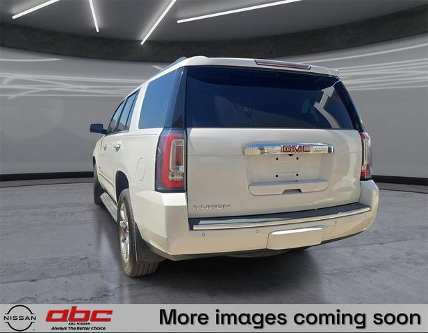 Photo of 2018 White Frost Tricoat GMC Yukon