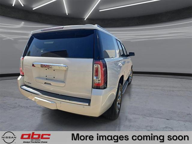 Photo of 2018 White Frost Tricoat GMC Yukon