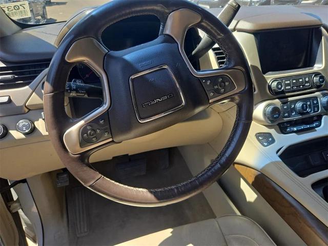 Photo of 2018 White Frost Tricoat GMC Yukon