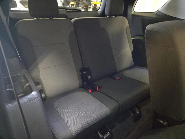 Photo of 2021 Summit White Chevrolet Traverse