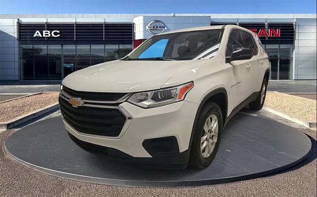Photo of 2021 Summit White Chevrolet Traverse