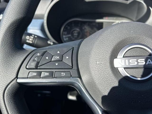 Photo of 2025 KCH Gray SKY P Nissan Versa