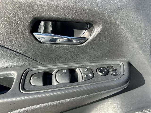 Photo of 2025 KCH Gray SKY P Nissan Versa