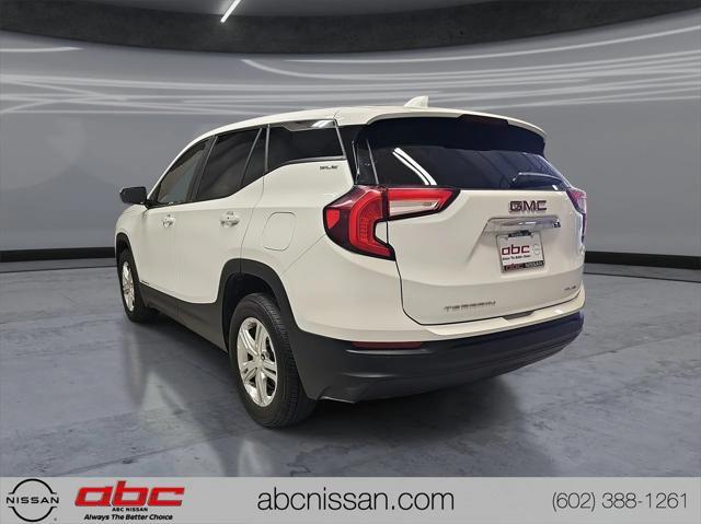 Photo of 2024 Summit White GMC Terrain