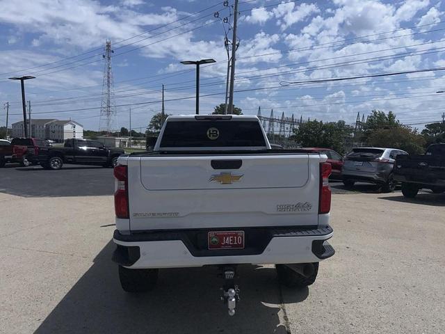 Photo of 2022 Summit White Chevrolet Silverado 2500