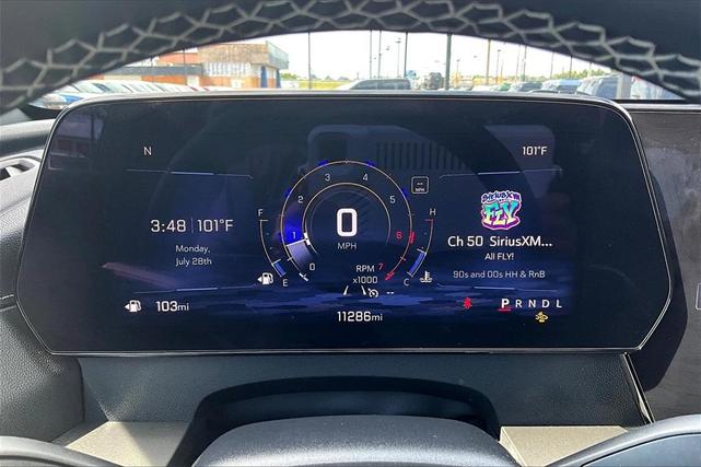 Photo of 2024 Summit White Chevrolet Traverse