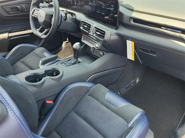 Photo of 2025 Blue Ford Mustang