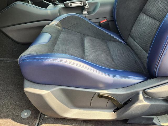 Photo of 2025 Blue Ford Mustang