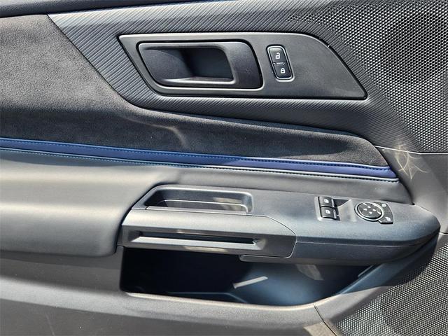 Photo of 2025 Blue Ford Mustang