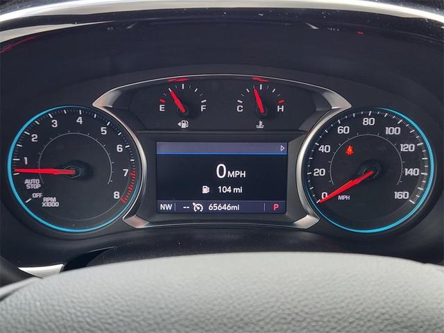Photo of 2023 Summit White Chevrolet Traverse