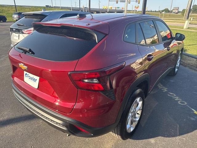 Photo of 2025 Crimson Metallic Chevrolet Trax