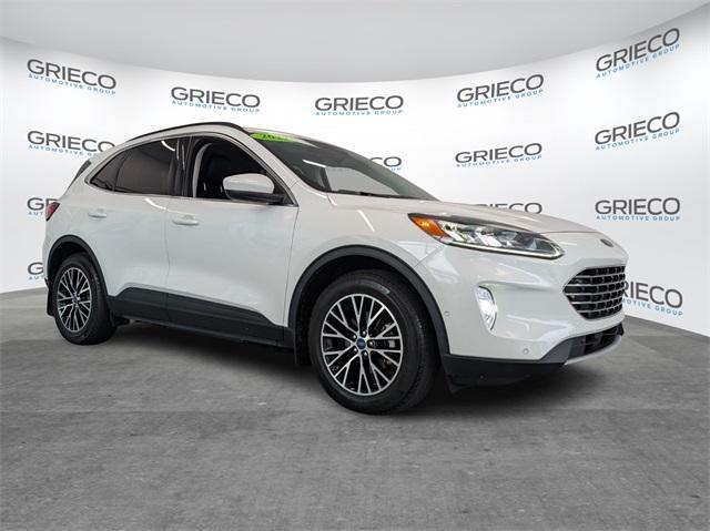 2022 Ford Escape Phev