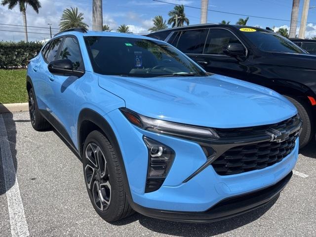 Photo of 2024 Fountain Blue Chevrolet Trax