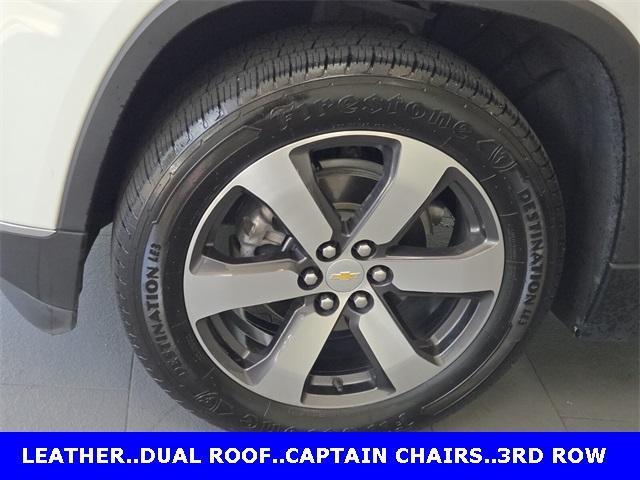 Photo of 2021 Summit White Chevrolet Traverse