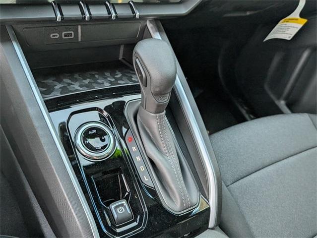 Photo of 2025 Radiant Red Chevrolet Colorado