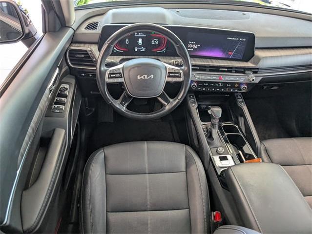 Photo of 2023 Ebony Black Kia Telluride