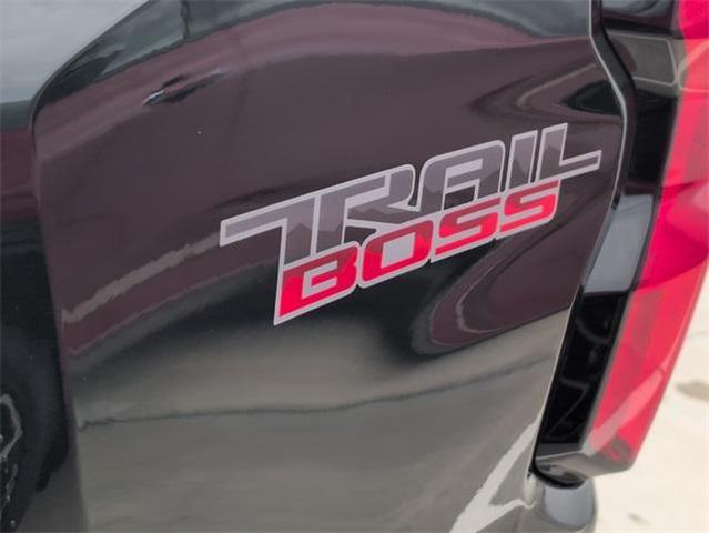 Photo of 2026 Black Chevrolet Colorado