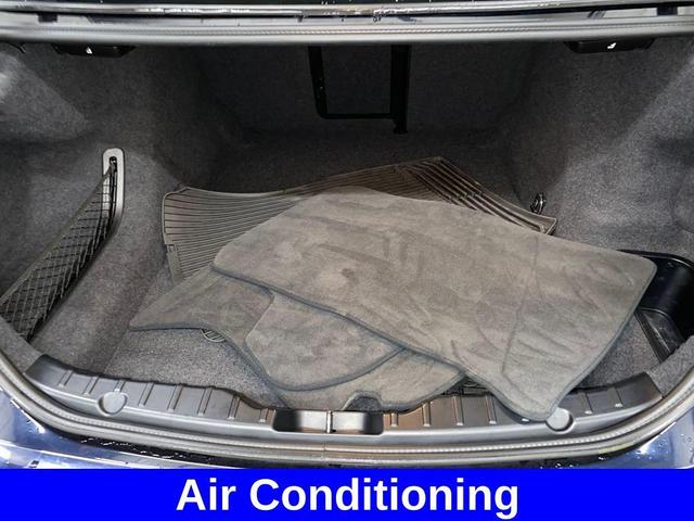 Photo of 2016 Imperial Blue Metallic BMW 550