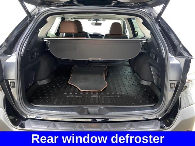 Photo of 2021 Crystal Black Silica Subaru Outback