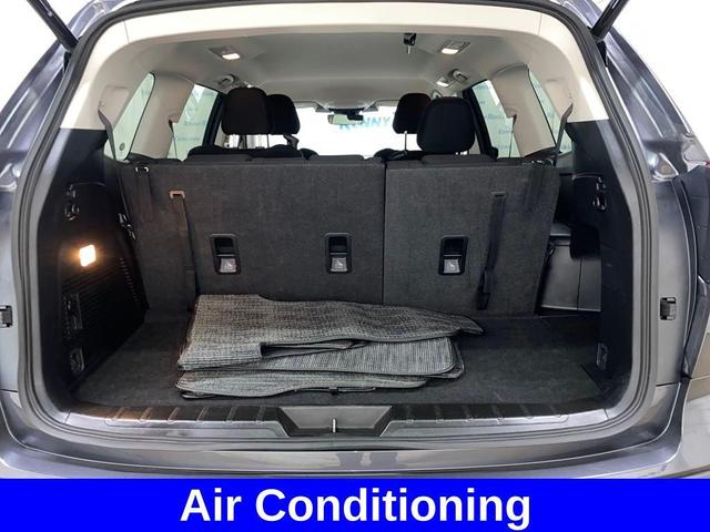 Photo of 2024 Magnetite Gray Metallic Subaru Ascent