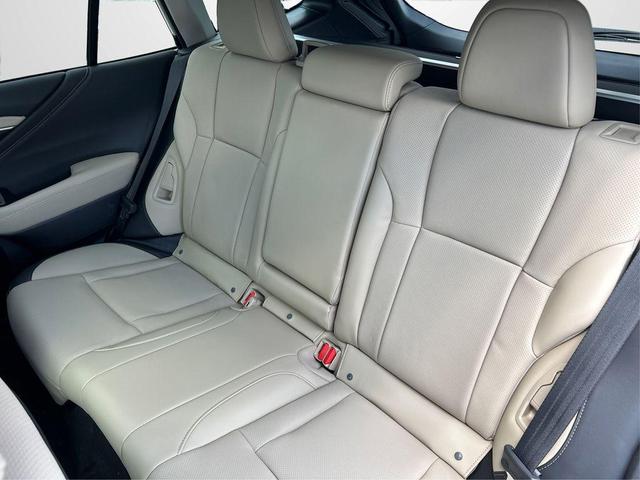 Photo of 2025 Crystal White Pearl Subaru Outback