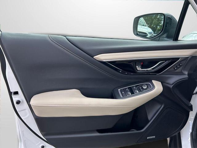 Photo of 2025 Crystal White Pearl Subaru Outback