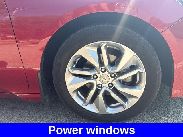 Photo of 2018 Radiant Red Metallic Honda Accord