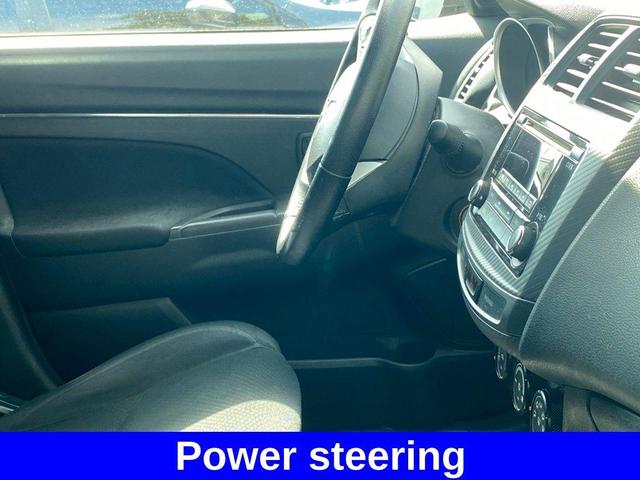 Photo of 2015 Quartz Silver Metallic Mitsubishi Outlander Sport