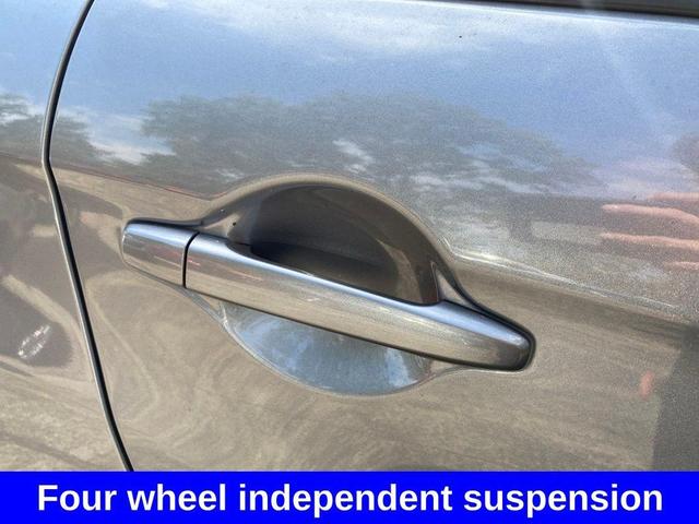 Photo of 2015 Quartz Silver Metallic Mitsubishi Outlander Sport